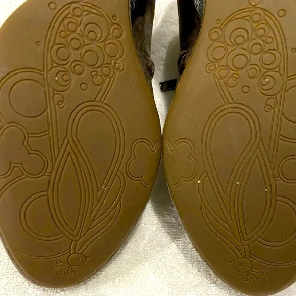 Women’s Clark’s Artisan Brown Leather Zip Ankle Boot Bootie Wedge Heel Shoes 7 M - Picture 11 of 11